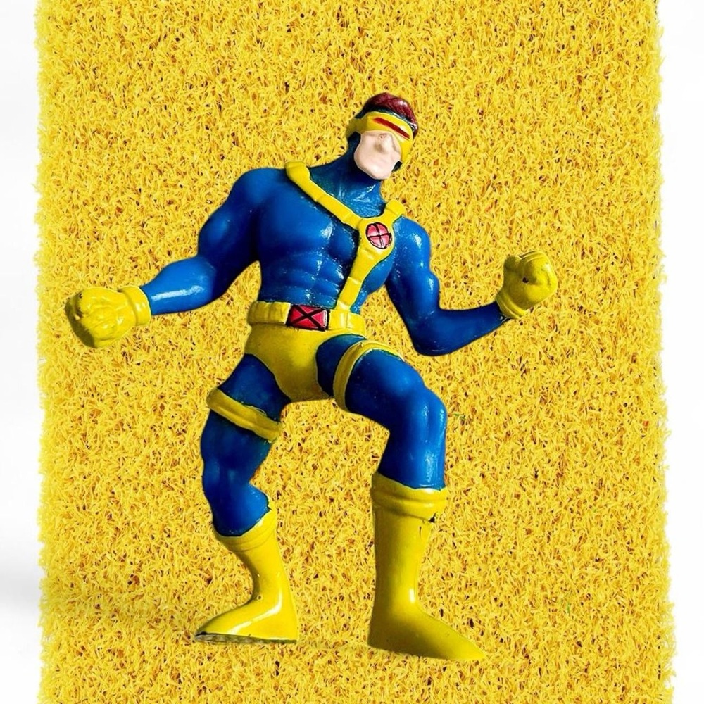 Marvel Cyclops Figure - Blue, Yellow & Red Costume